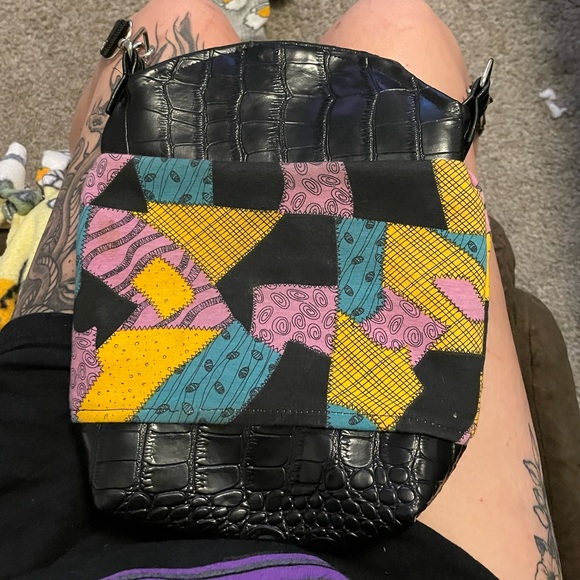 Handmade ‘ The nightmare before Christmas’ crossbody bag - Picture 1 of 4